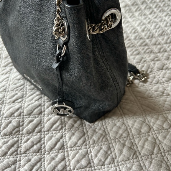 Michael Kors Shoulder Bag - Picture 7 of 9